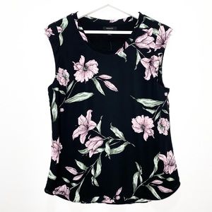 *Clearance* Cap sleeve floral print blouse.